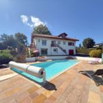 maison-4 chambres-piscine-terrasse-ustaritz
