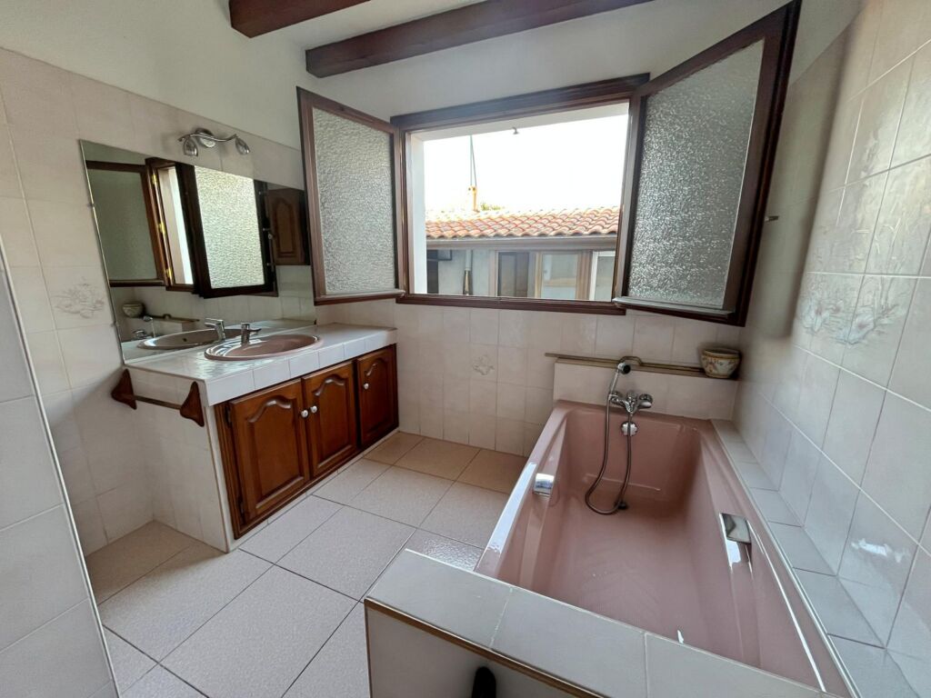 maison-saint martin-jardin-garage-veranda-balcon