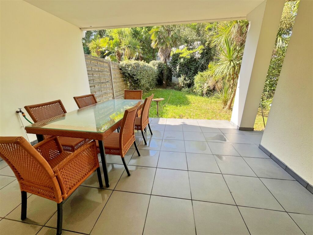 appartement-anglet-saint-jean-3pieces-2chambres-garage-parking